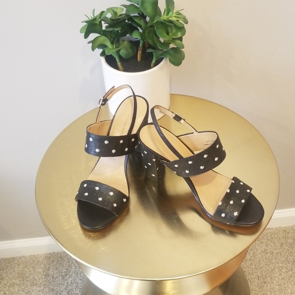 Women's shoes